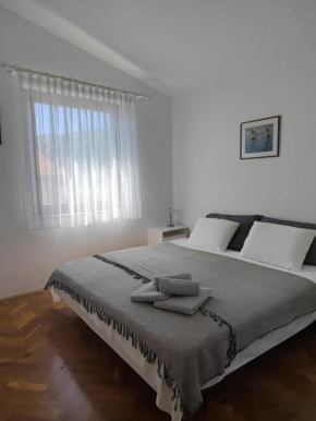 Apartment Dora